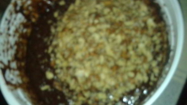 шоколадный кекс с маком и орехами