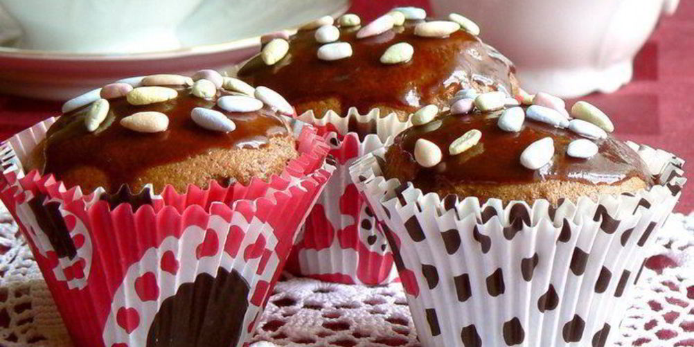 Рецепт шоколадных кексов с брусникой