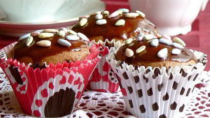 Шоколадные кексы с брусникой