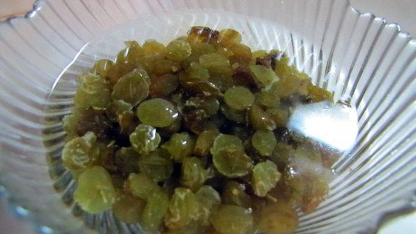 шоколадные кексы с изюмом и яблоком