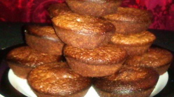 шварцвальдские шоколадно-ореховые капкейки без муки