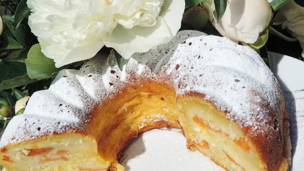 творожно-кокосовый кекс с абрикосами