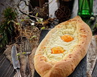 Хачапури по-аджарски