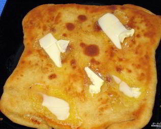 Хачапури с сыром на сковороде