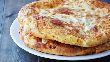 Мегрельские хачапури с сулугуни