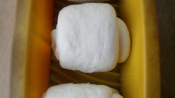 белый хлеб на молоке