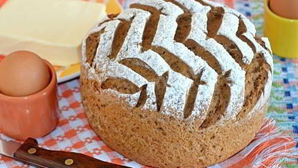 Хлеб ржаной с кориандром и горчичным маслом