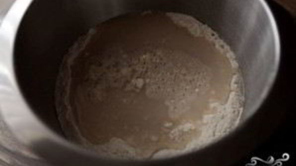 хлеб с сухофруктами и орехами