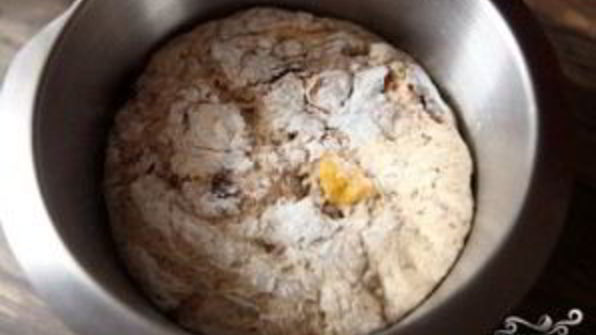 хлеб с сухофруктами и орехами