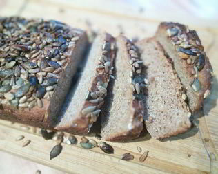 Полбяной хлеб на йогурте