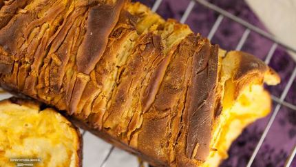 Сырный хлеб на белом вине