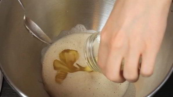 сырный хлеб на белом вине