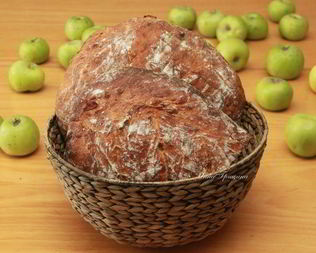 Яблочный хлеб