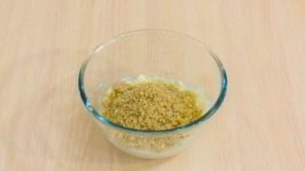 конвертики из слоеного теста с фаршированными абрикосами