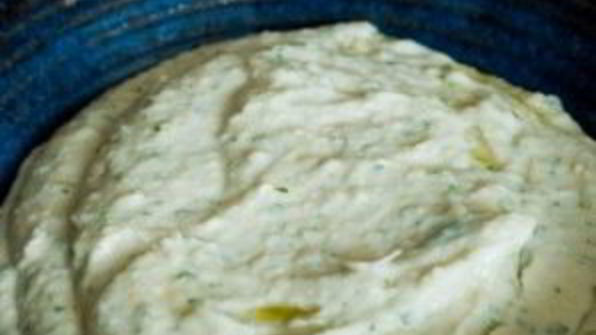 хрустящий лаваш с фасолевой намазкой