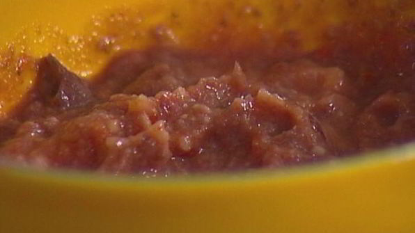 лаваш с красной фасолью, цукини и помидорами