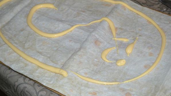 лаваш с ветчиной и сыром