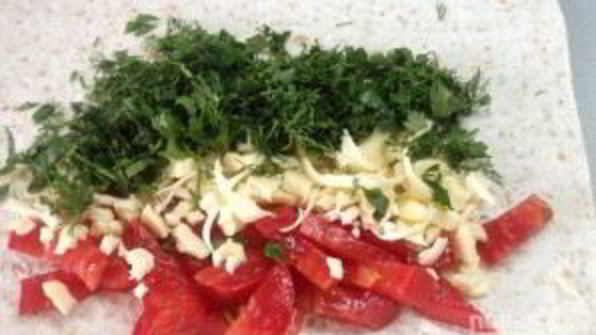 лаваш, запеченный с сыром