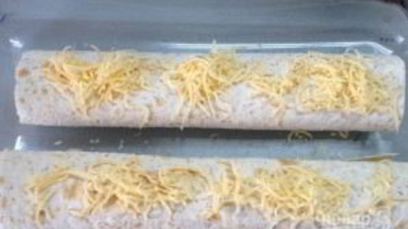 лаваш, запеченный с сыром