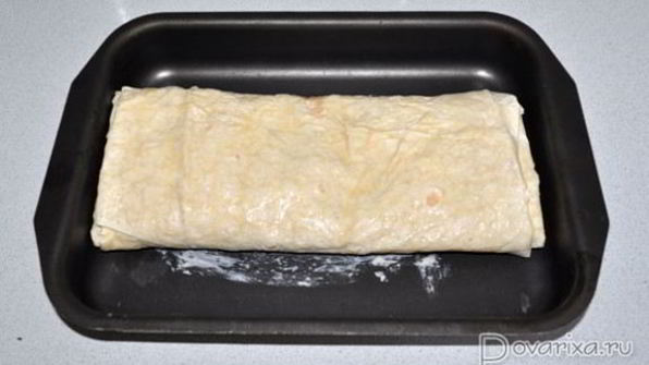 рулет с яблоками из лаваша