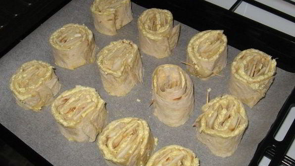 творожные завитки из лаваша