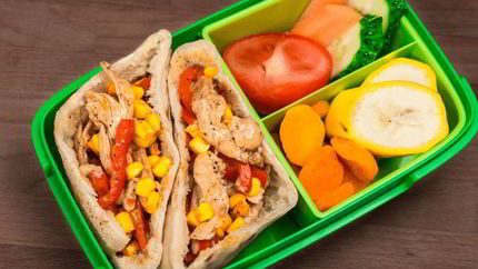 Домашняя пита с курицей