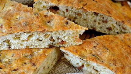 Фокачча по-деревенски — focaccia rustica