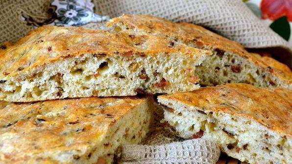 фокачча по-деревенски — focaccia rustica