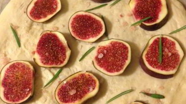 фокачча с инжиром