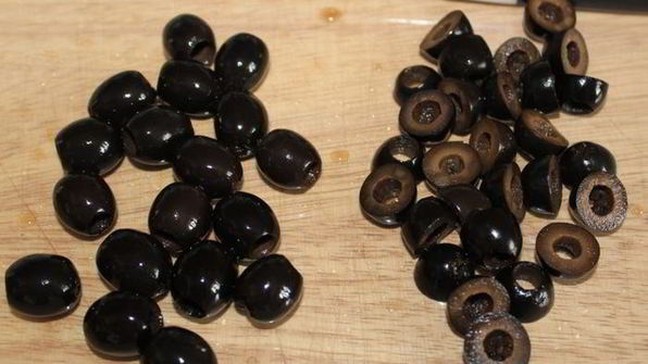 фокачча с маслинами и орегано