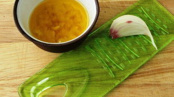 фокачча с маслинами и орегано