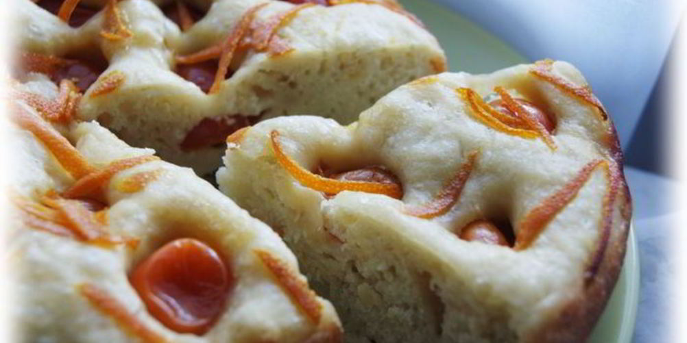 Рецепт фокаччи с помидорами черри и цедрой апельсина в мультиварке