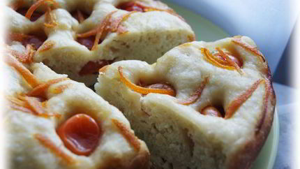 Фокачча с помидорами черри и цедрой апельсина в мультиварке