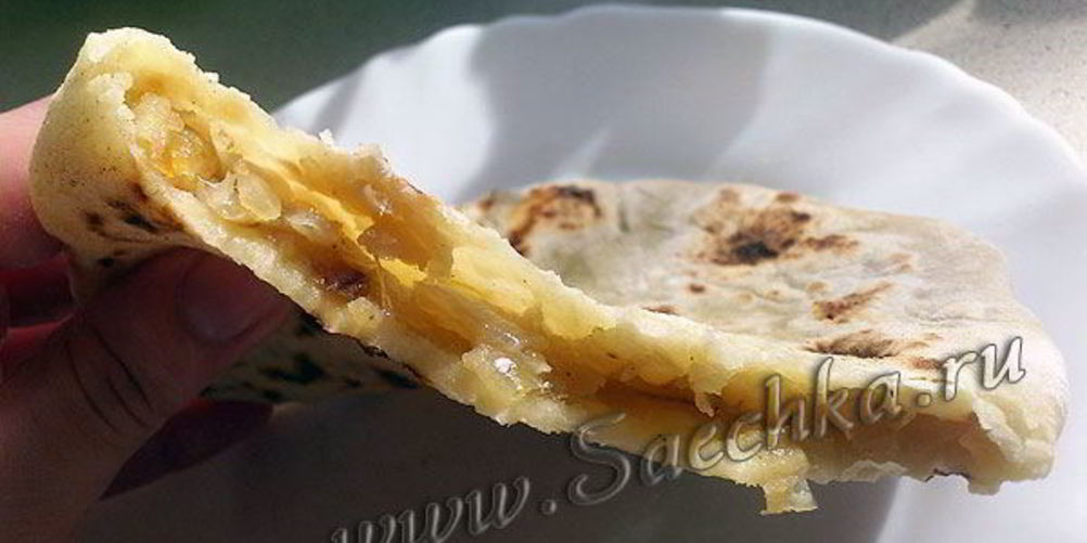 Рецепт лепешек с луком