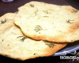 Лепешки с розмарином