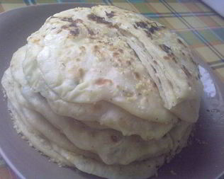 Лепешки с творогом, адыгейским сыром и картофелем