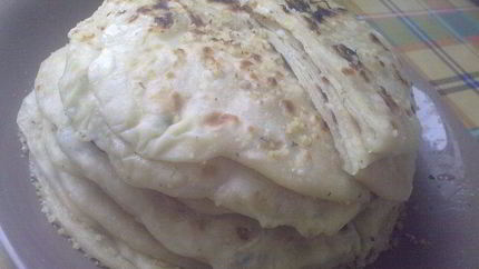 Лепешки с творогом, адыгейским сыром и картофелем