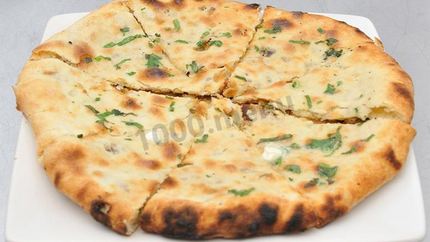 Лобиани с фасолью по-грузински