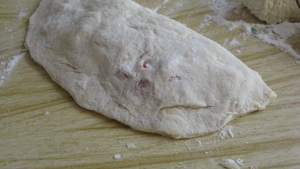 сырные лепешки-чебуреки с ветчиной