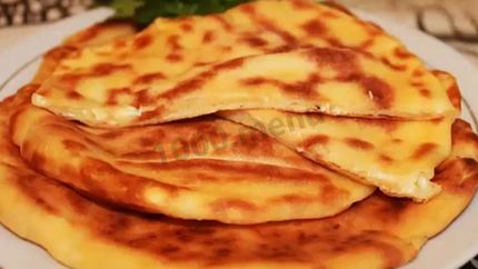 Сырные лепешки с начинкой