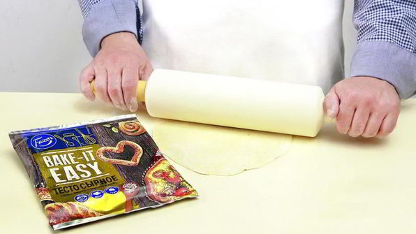 сырные лепешки с зеленью и мацони