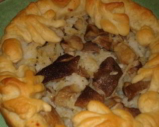 Внушительный расстегай лепешкой