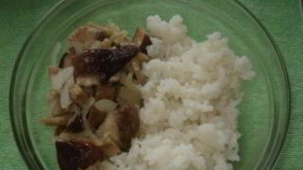 внушительный расстегай лепешкой