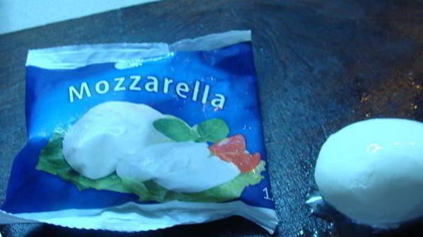 куриные маффины с грибами и винным соусом