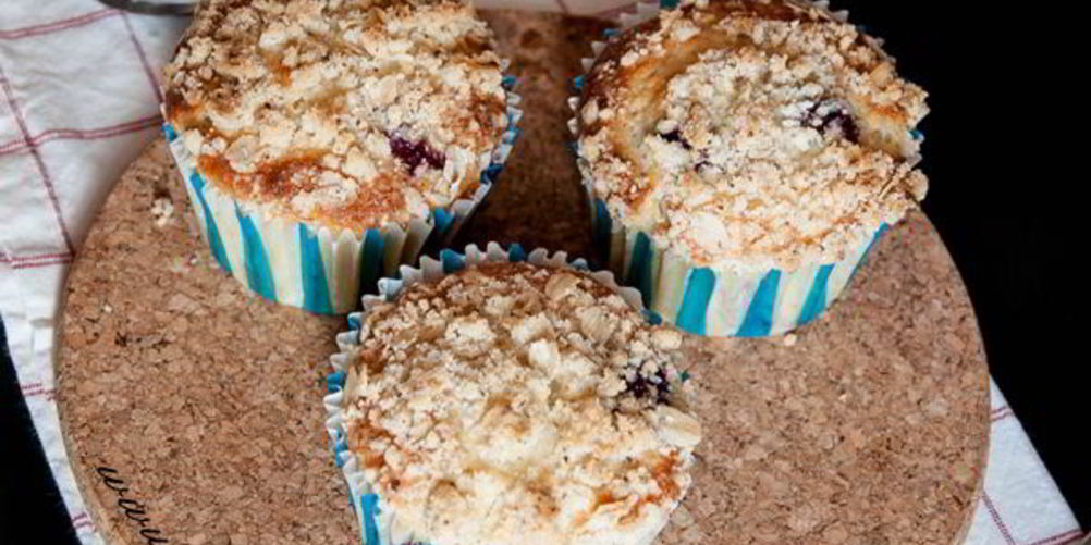 Рецепт маффинов на йогурте с черникой и овсяными хлопьями