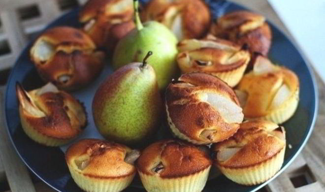 Маффины с грушей