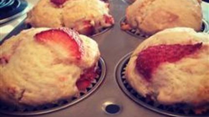 Маффины с клубникой