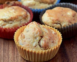 Маффины с цесаркой и беконом