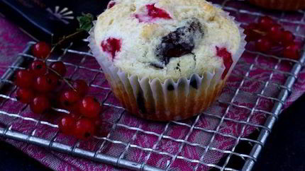 Маффины со смородиной