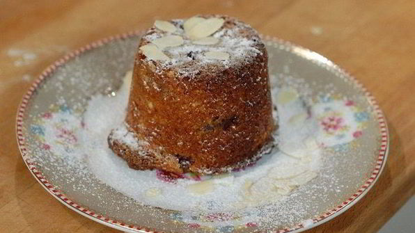 миндальные маффины с вишней